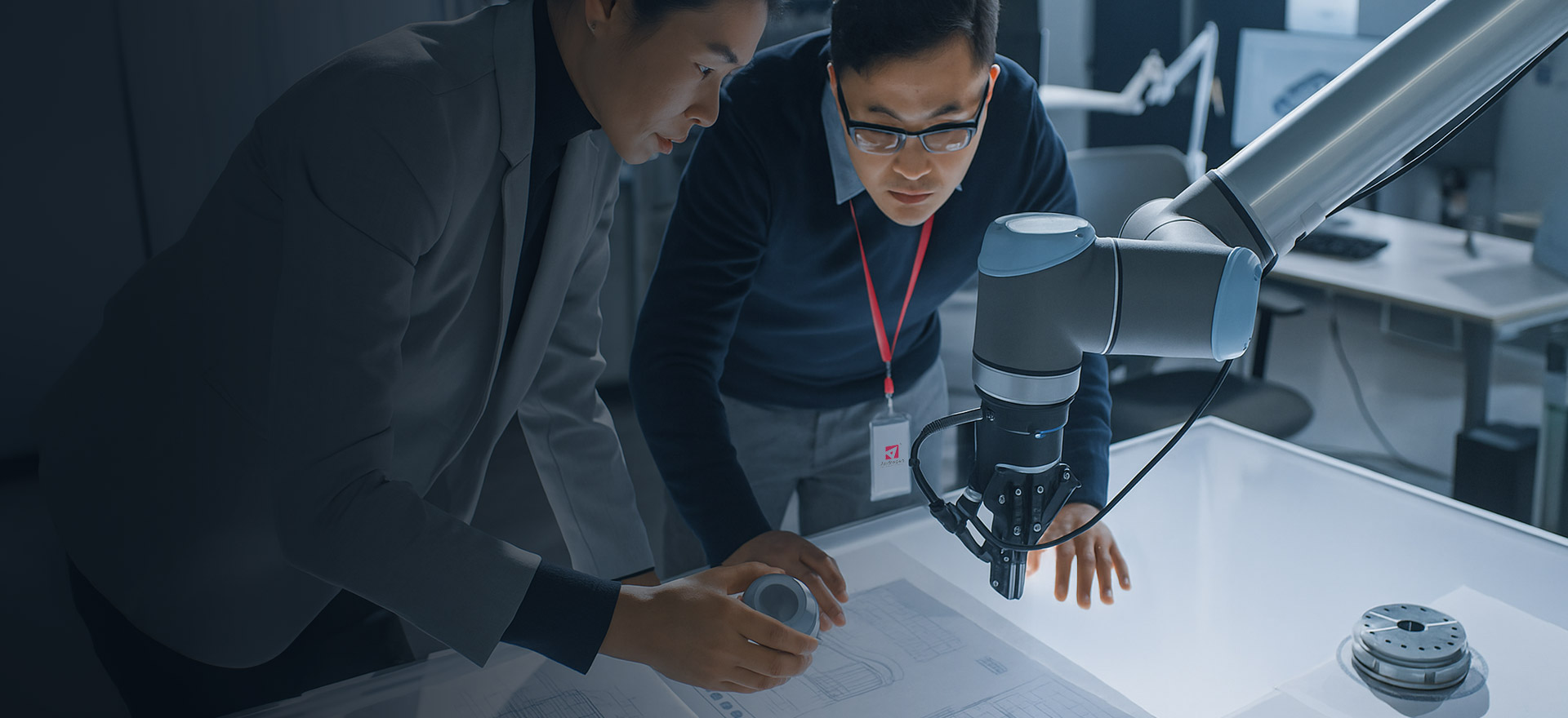 Intelligent IoT